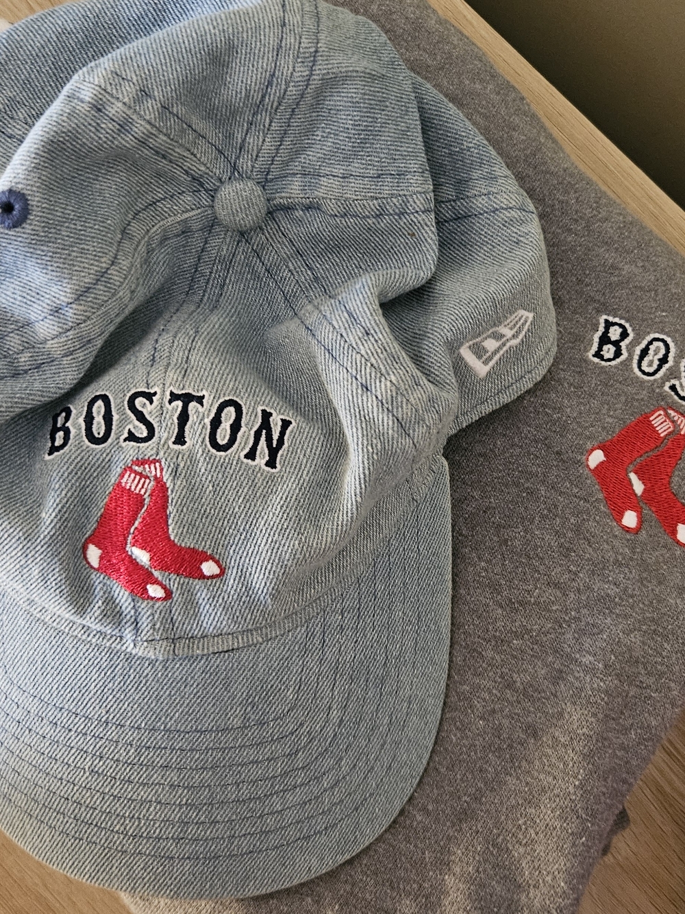 ​⚾ Victoria's SecretBoston Red Sox Light Denim New Era Cap with Embroidered Logo